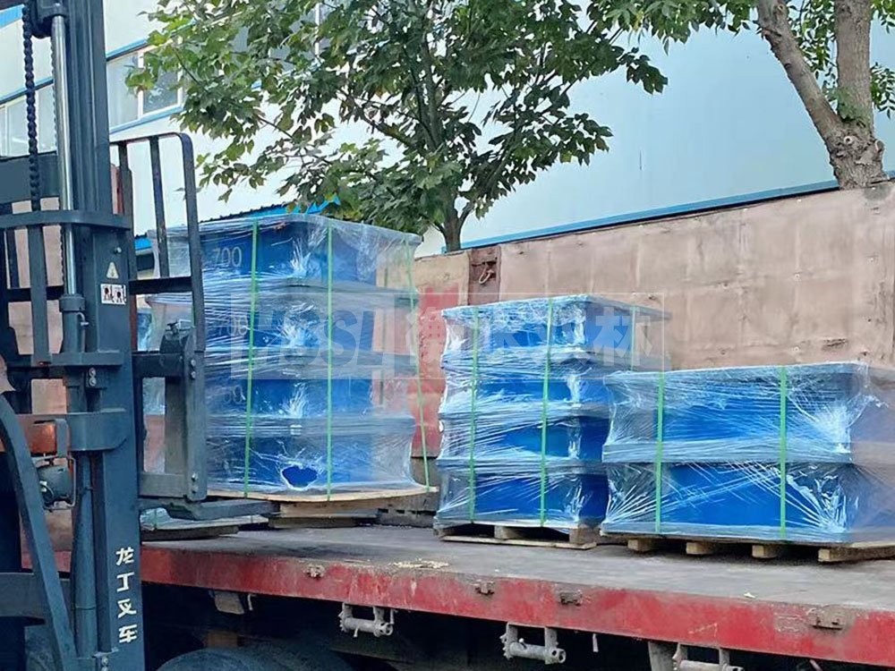 鋼結(jié)構(gòu)房隔震支座 建筑鉛芯橡膠支座 建筑鋼結(jié)構(gòu)建筑支座生產(chǎn)廠(chǎng)家